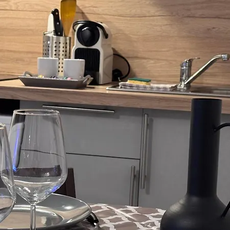 Le Donnette - Appt Lumineux - Acces Metro Rouen Apartman